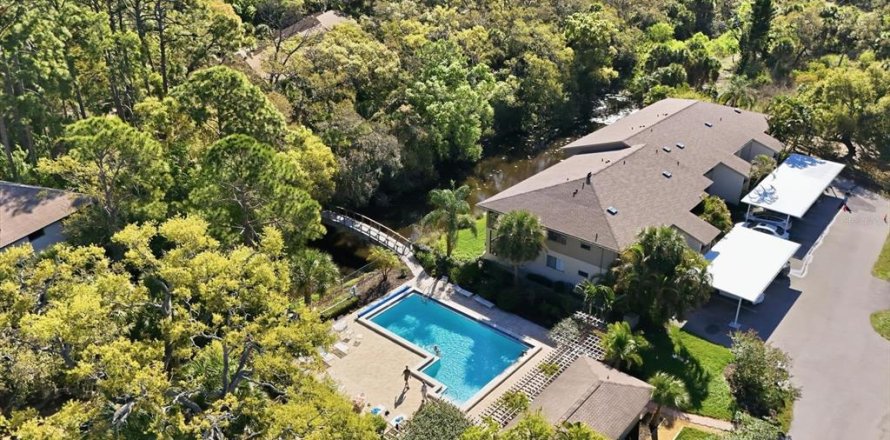 Condo à Sarasota, Floride, 2 chambres  № 2119735