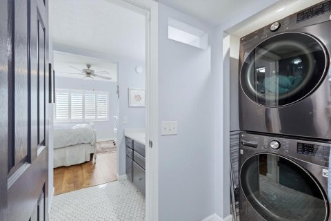 Copropriété à vendre à Sarasota, Floride: 2 chambres, 95.41 m2 № 2119735 - photo 24