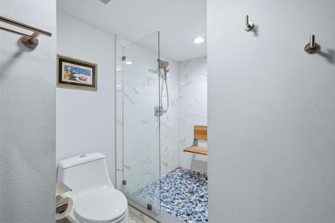 Copropriété à vendre à Sarasota, Floride: 2 chambres, 95.41 m2 № 2119735 - photo 23