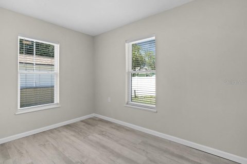 House in Ocklawaha, Florida 2 bedrooms, 86.96 sq.m. № 2388185 - photo 17