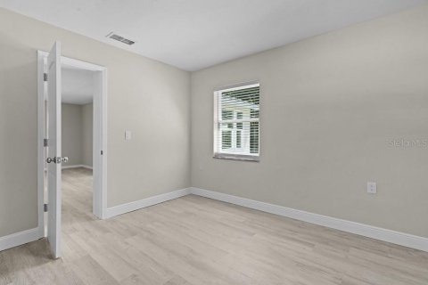 House in Ocklawaha, Florida 2 bedrooms, 86.96 sq.m. № 2388185 - photo 21
