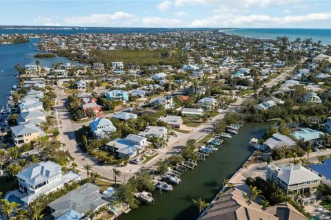 Terreno en venta en Holmes Beach, Florida № 1716789 - foto 4