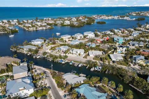 Terreno en venta en Holmes Beach, Florida № 1716789 - foto 5