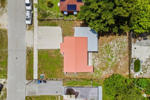 Купить виллу или дом в Форт-Лодердейл, Флорида 5 спален, 123.65м2, № 1976588 - фото 30