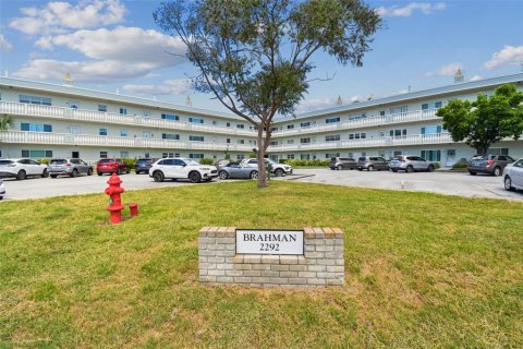 Condo à Clearwater, Floride, 2 chambres  № 2425371