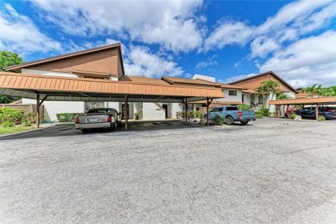 Condo in Bradenton, Florida, 2 bedrooms № 2237006
