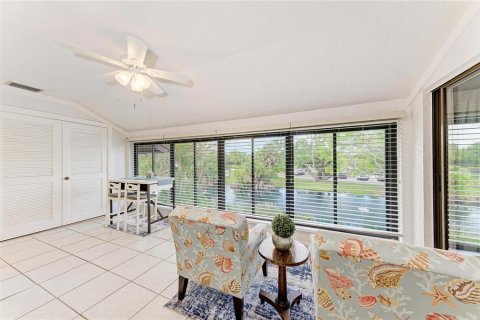 Condo in Bradenton, Florida, 2 bedrooms  № 2237006 - photo 18