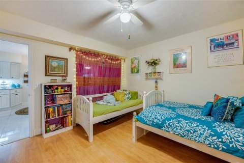 Condo in Port Orange, Florida, 2 bedrooms  № 2212220 - photo 25