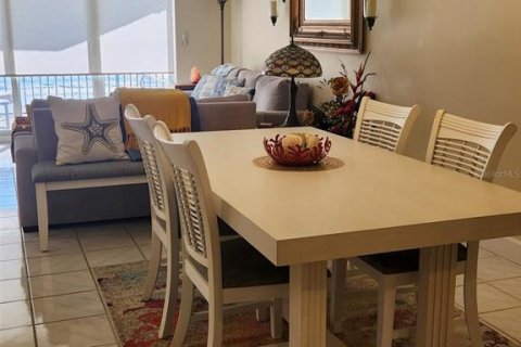 Condo in Port Orange, Florida, 2 bedrooms  № 2212220 - photo 13