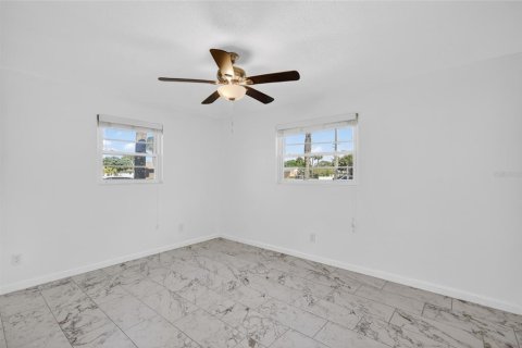 Condominio en venta en South Daytona, Florida, 2 dormitorios, 78.13 m2 № 2228486 - foto 15