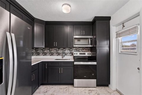 Condominio en venta en South Daytona, Florida, 2 dormitorios, 78.13 m2 № 2228486 - foto 11