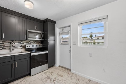 Condominio en venta en South Daytona, Florida, 2 dormitorios, 78.13 m2 № 2228486 - foto 9