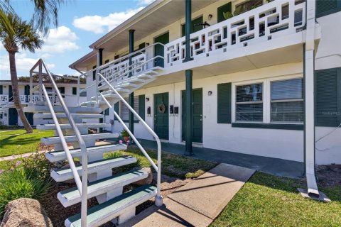Condominio en venta en South Daytona, Florida, 2 dormitorios, 78.13 m2 № 2228486 - foto 3