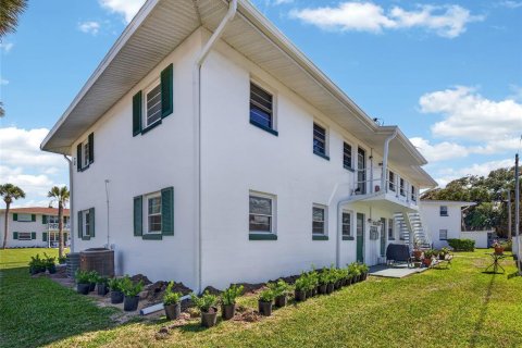 Condominio en venta en South Daytona, Florida, 2 dormitorios, 78.13 m2 № 2228486 - foto 25