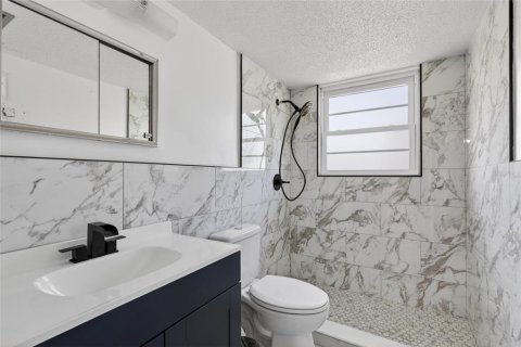 Condominio en venta en South Daytona, Florida, 2 dormitorios, 78.13 m2 № 2228486 - foto 19