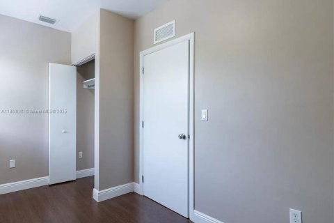 Appartement à louer à Miami, Floride: 2 chambres № 1942660 - photo 9