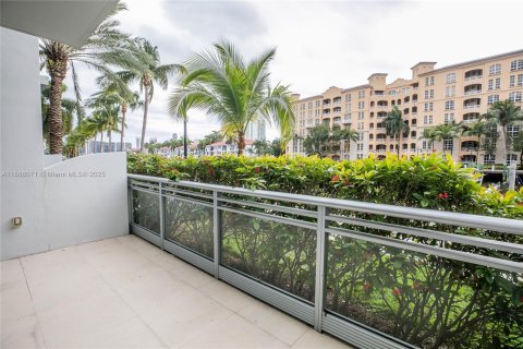 Снять в аренду кондоминиум в Авентура, Флорида 2 спальни, 154.5м2, № 1941190 - фото 22