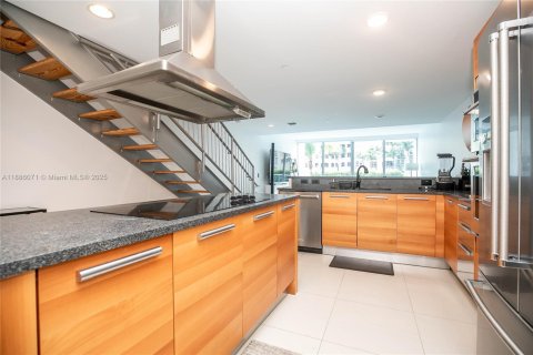 Снять в аренду кондоминиум в Авентура, Флорида 2 спальни, 154.5м2, № 1941190 - фото 8