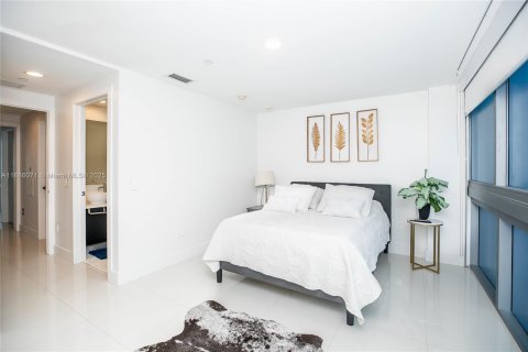 Снять в аренду кондоминиум в Авентура, Флорида 2 спальни, 154.5м2, № 1941190 - фото 27