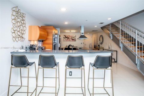 Снять в аренду кондоминиум в Авентура, Флорида 2 спальни, 154.5м2, № 1941190 - фото 15