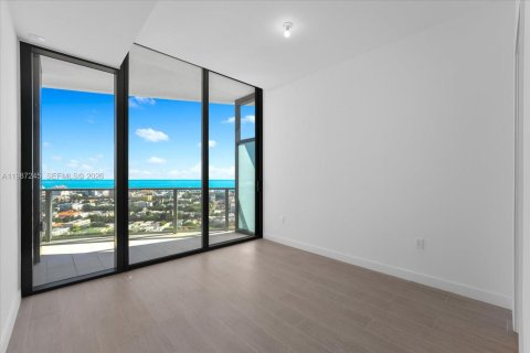 Copropriété à vendre à Miami Beach, Floride: 2 chambres, 113.15 m2 № 2255198 - photo 25