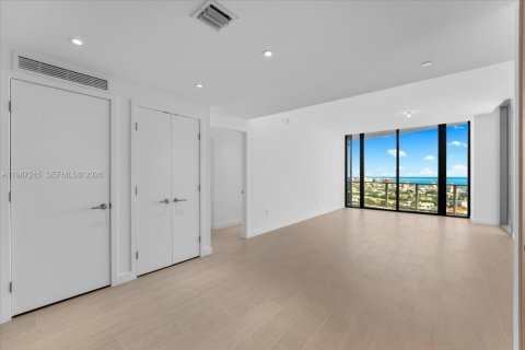 Copropriété à vendre à Miami Beach, Floride: 2 chambres, 113.15 m2 № 2255198 - photo 10