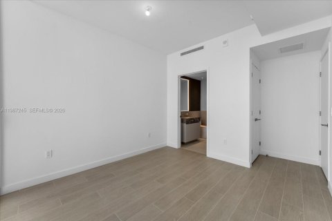 Copropriété à vendre à Miami Beach, Floride: 2 chambres, 113.15 m2 № 2255198 - photo 27