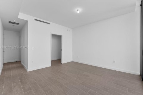 Copropriété à vendre à Miami Beach, Floride: 2 chambres, 113.15 m2 № 2255198 - photo 18