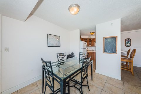 Condominio en venta en Saint Petersburg, Florida, 1 dormitorio, 65.77 m2 № 1735540 - foto 7