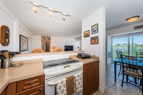 Condominio en venta en Saint Petersburg, Florida, 1 dormitorio, 65.77 m2 № 1735540 - foto 6