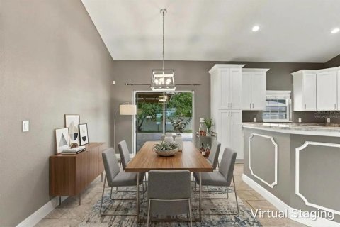 House in Ocala, Florida 4 bedrooms, 156.82 sq.m. № 2393893 - photo 8