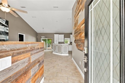 House in Ocala, Florida 4 bedrooms, 156.82 sq.m. № 2393893 - photo 4