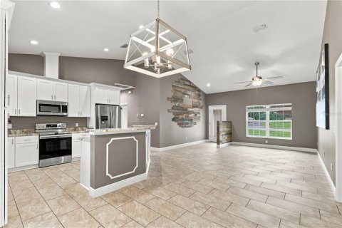 House in Ocala, Florida 4 bedrooms, 156.82 sq.m. № 2393893 - photo 17