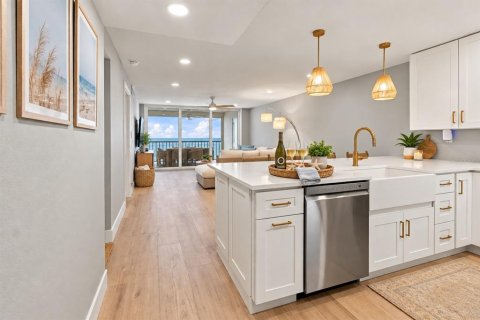 Copropriété à louer à Longboat Key, Floride: 2 chambres, 89.28 m2 № 2384150 - photo 5