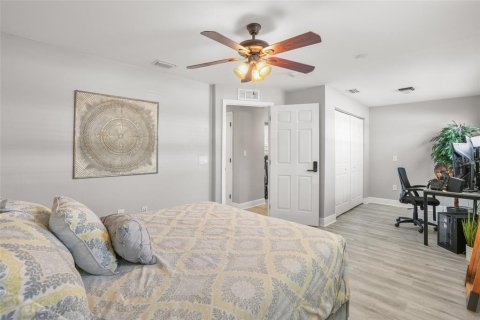 House in Fort Myers, Florida 2 bedrooms, 99.13 sq.m. № 1602373 - photo 13