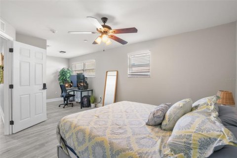 House in Fort Myers, Florida 2 bedrooms, 99.13 sq.m. № 1602373 - photo 14