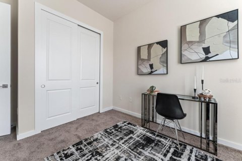 Adosado en venta en Kissimmee, Florida, 5 dormitorios, 189.89 m2 № 2150176 - foto 18
