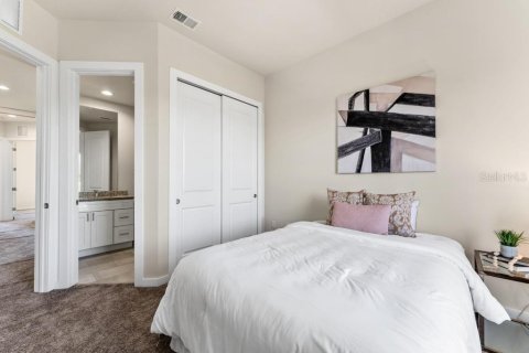 Adosado en venta en Kissimmee, Florida, 5 dormitorios, 189.89 m2 № 2150176 - foto 30