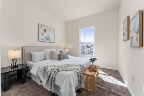 Adosado en venta en Kissimmee, Florida, 5 dormitorios, 189.89 m2 № 2150176 - foto 19
