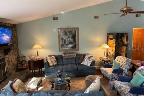 Villa ou maison à vendre à New Port Richey, Floride: 2 chambres, 140.28 m2 № 2325032 - photo 6