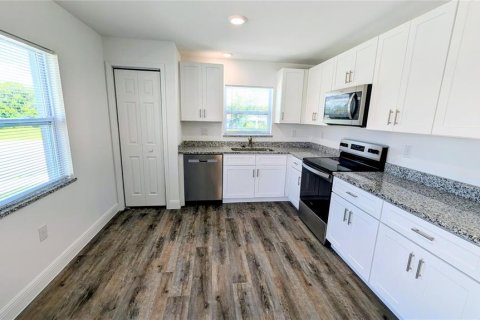 Appartement à louer à Lake Hamilton, Floride: 2 chambres, 83.61 m2 № 2379728 - photo 8