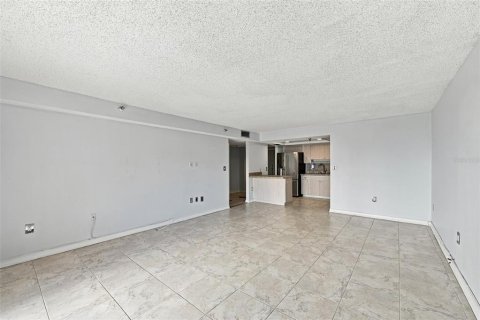 Copropriété à louer à Saint Petersburg, Floride: 1 chambre, 76.64 m2 № 2415097 - photo 11