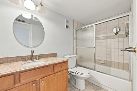 Copropriété à louer à Saint Petersburg, Floride: 1 chambre, 76.64 m2 № 2415097 - photo 20