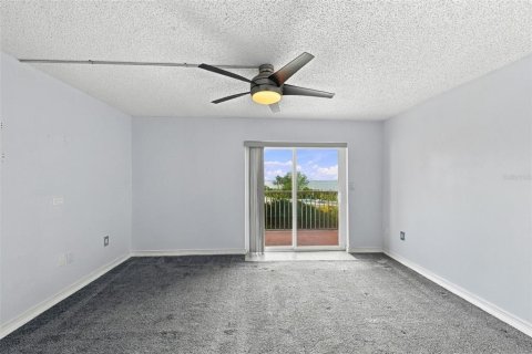 Copropriété à louer à Saint Petersburg, Floride: 1 chambre, 76.64 m2 № 2415097 - photo 19