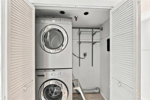 Copropriété à louer à Saint Petersburg, Floride: 1 chambre, 76.64 m2 № 2415097 - photo 21