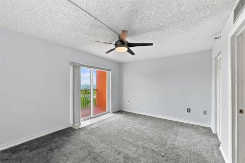 Copropriété à louer à Saint Petersburg, Floride: 1 chambre, 76.64 m2 № 2415097 - photo 18