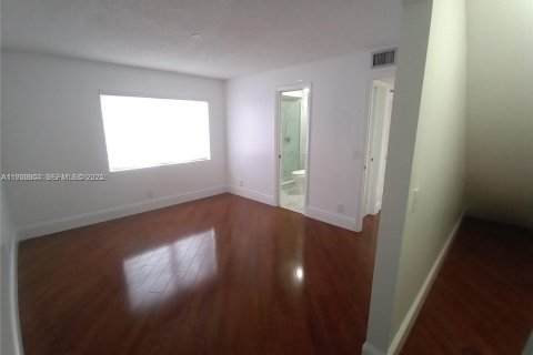 Купить таунхаус в Хайалиа, Флорида 3 спальни, 146.97м2, № 1994966 - фото 7