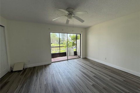 Condominio en alquiler en Tampa, Florida, 1 dormitorio, 70.61 m2 № 1885293 - foto 6