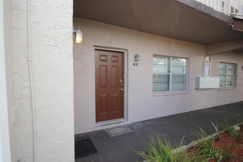 Condominio en alquiler en Tampa, Florida, 1 dormitorio, 70.61 m2 № 1885293 - foto 1