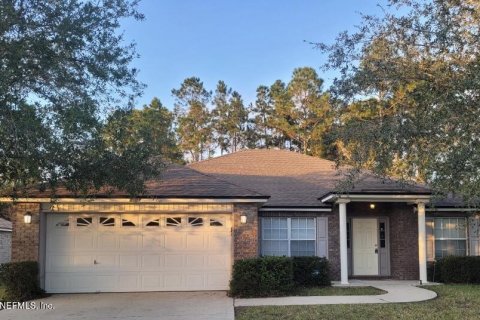 Villa ou maison à louer à Jacksonville, Floride: 3 chambres, 164.07 m2 № 853446 - photo 1